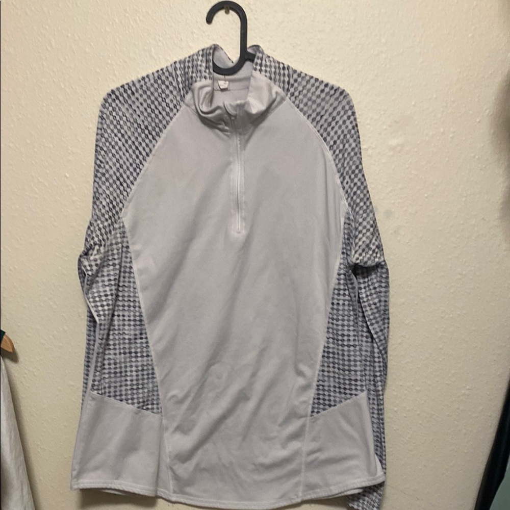 Gray And White Houndstooth Pullover - image 1